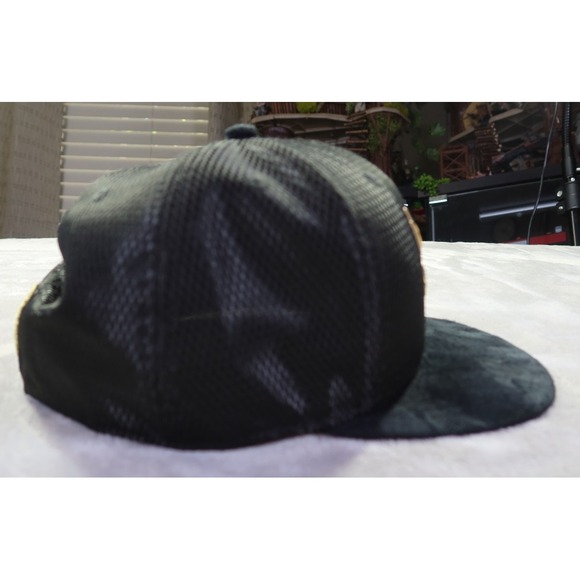 New Era 59Fifty Charlotte Hornets NBA SnapBack Men's Hat Gold Emblem‎ Suede Brim - Picture 5 of 9